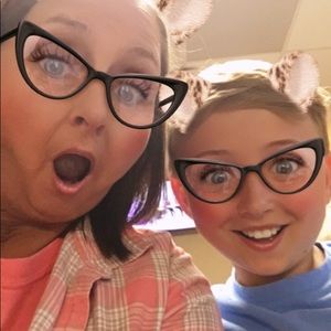 Meet your Posher, Christie